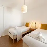 Arneiro Garden House - Country Retreat With Biopool Lejlighed