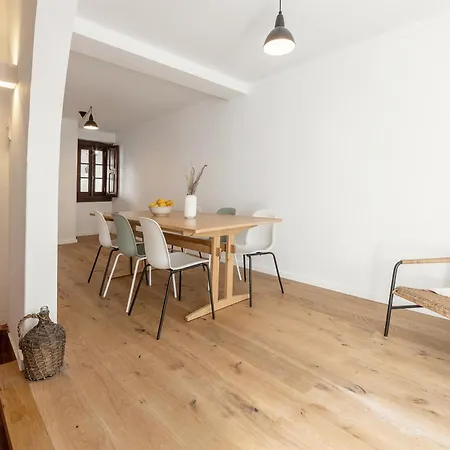 Arneiro Garden House - Country Retreat With Biopool *