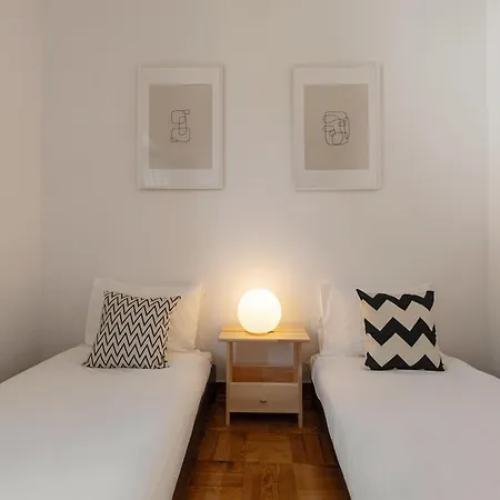Arneiro Garden House شقة *