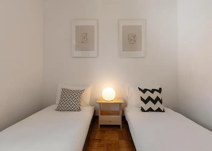 Arneiro Garden House - Country Retreat With Biopool 公寓 *