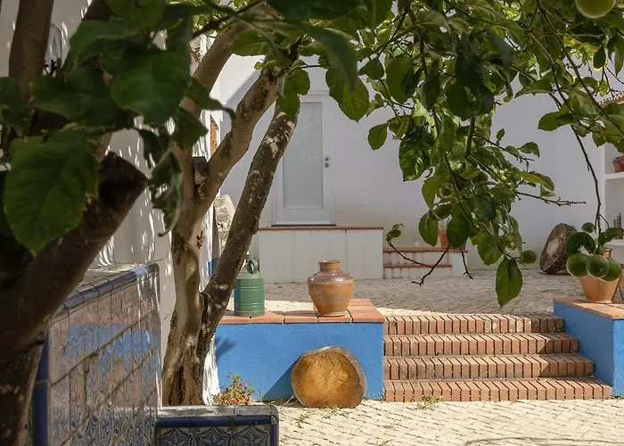 Arneiro Garden House - Country Retreat With Biopool 公寓 *